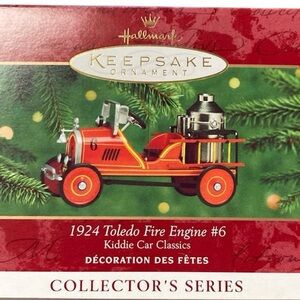 Hallmark Collector's Series 1924 Toledo Fire Engine #6
